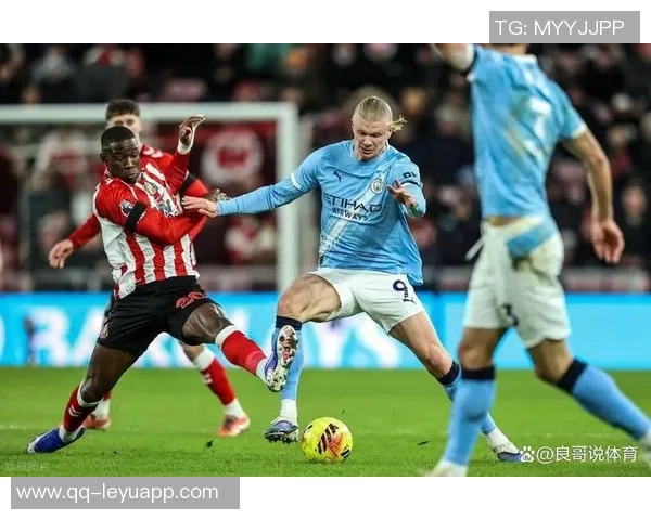 英超最新战报曼联豪取四连胜稳居第四领先蓝军四分距离曼城仅差三分